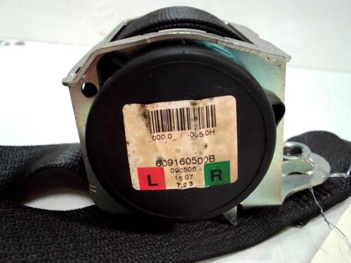 rear-right-seatbelt-opel-corsa-d-s07-2006-2007-2008-2009-2010-2011-2012-2013-2014-2015-37309631 main image