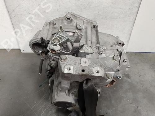 gearbox-seat-leon-1p1-2005-2006-2007-2008-2009-2010-2011-2012-2013-37309998 main image