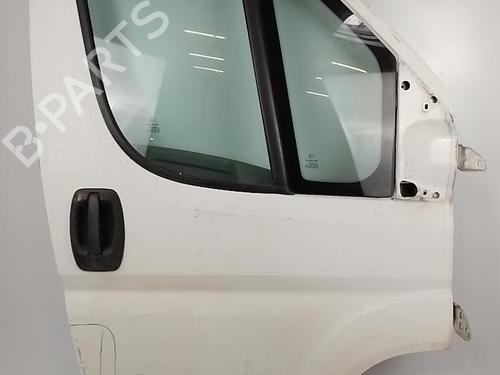 Used Right front door Right front door 37619750 37619750