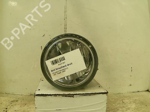 Used Right front fog light Right front fog light 37304782 37304782
