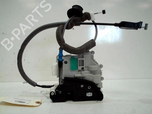 front-right-lock-audi-q2-gab-gag-2016-37310840 main image