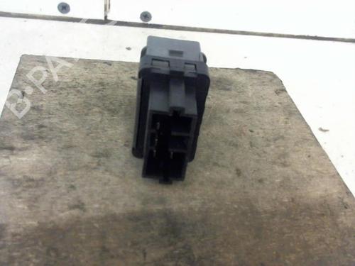 Used Right front window switch Right front window switch 37298512 37298512