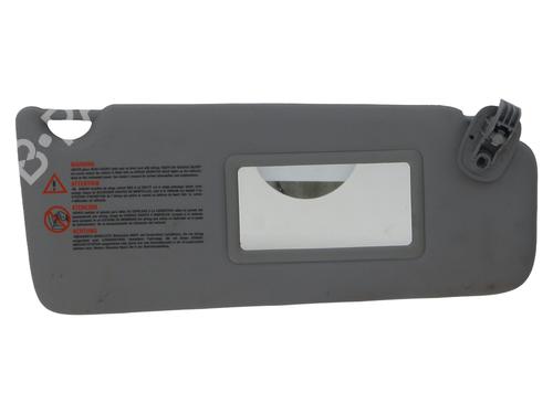 Used Right sun visor Right sun visor 37336572 37336572