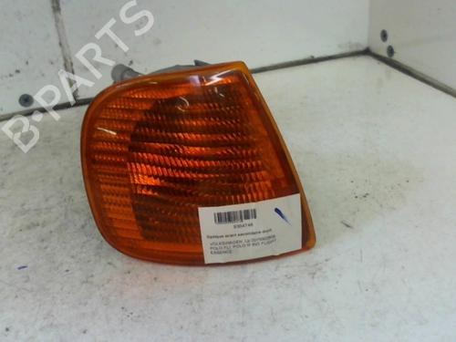 Indicatore direzione anteriore destro Indicatore direzione anteriore destro VW POLO III CLASSIC (6V2) 60 1.4 (60 hp) 37298653 37298653
