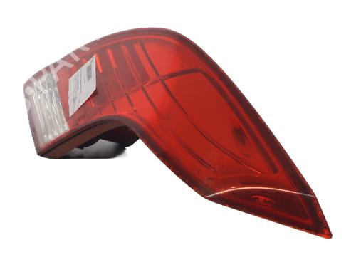 right-tailgate-light-ford-focus-ii-convertible-2006-2007-2008-2009-2010-37338514 main image