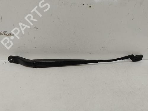 Used Front windshield wiper arm Front windshield wiper arm 37316060 37316060