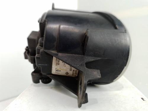 left-front-fog-light-renault-clio-iii-br01-cr01-2005-2006-2007-2008-2009-2010-2011-2012-2013-2014-37319505 main image