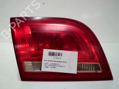 left-tailgate-light-audi-a3-sportback-8pa-2004-2005-2006-2007-2008-2009-2010-2011-2012-2013-2014-2015-37306124 main image