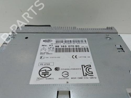 Used Radio Radio 37321195 37321195