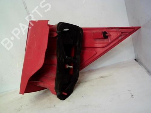 left-taillight-peugeot-1007-km_-2005-37301140 main image