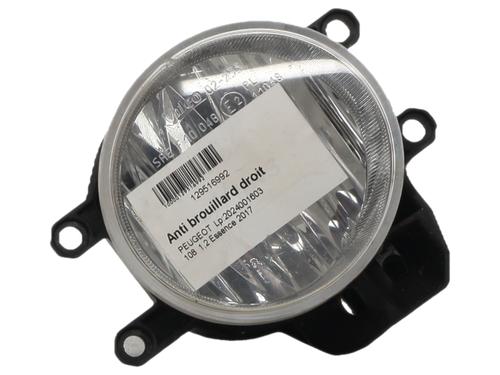 Right front fog light PEUGEOT 108 1.2 | BP37802072C31 - Image 2