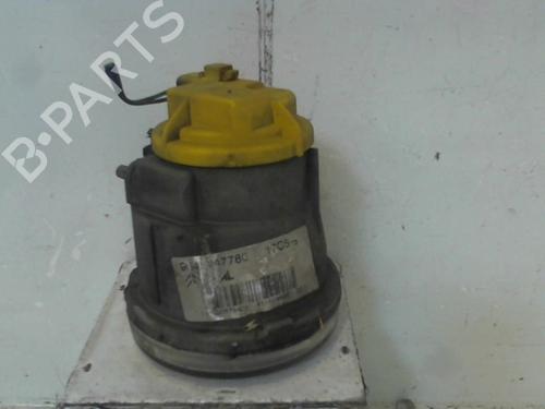 right-front-fog-light-peugeot-1007-km_-2005-37304430 main image