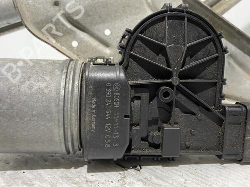 motor-limpa-vidros-frontal-dacia-sandero-2008-37326379 main image