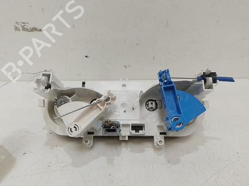 climate-control-renault-clio-iv-bh_-2012-2013-2014-2015-2016-2017-2018-2019-2020-2021-37313805 main image