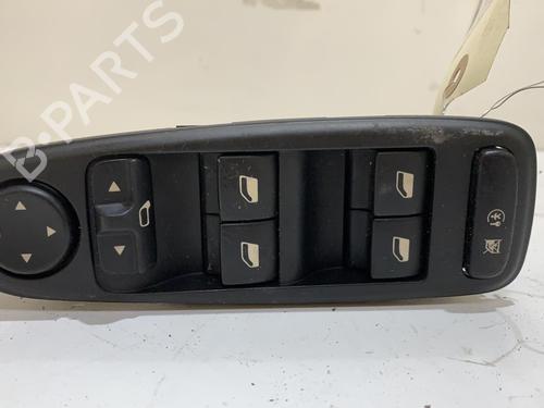Used Left front window switch Left front window switch 37306009 37306009