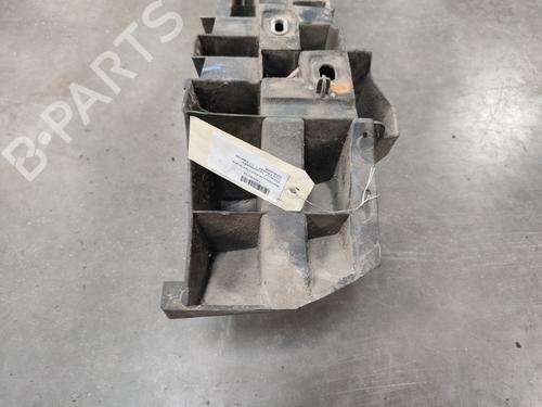 Used Rear bumper bracket Rear bumper bracket 37617988 37617988
