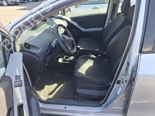 Right front window switch TOYOTA YARIS (_P9_) 1.4 D-4D (NLP90_, NLP90R) | BP37346677I26 - Image 11