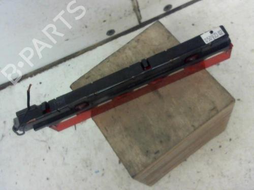third-brake-light-ford-focus-ii-turnier-da_-ffs-ds-2004-2005-2006-2007-2008-2009-2010-2011-2012-37301606 main image