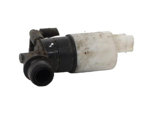 Washer pump RENAULT TRAFIC II Van (FL) 2.0 dCi 90 (FL0H, FL00, FL01, FL0M, FL0P, FL0S) | BP37329026E24 - Image 3
