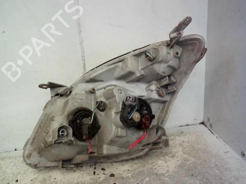 right-headlight-toyota-corolla-verso-_e12_-2001-2002-2003-2004-2005-2006-2007-37305155 main image