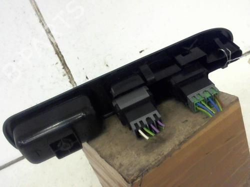 Left front window switch PEUGEOT 307 (3A/C) 2.0 HDi 90 | BP37300949I27 - Image 2