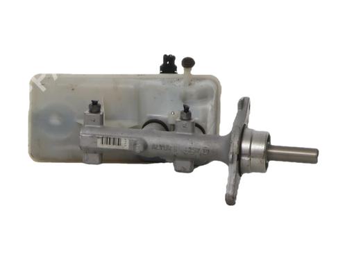 Brake master cylinder RENAULT TRAFIC II Van (FL) 2.0 dCi 90 (FL0H, FL00, FL01, FL0M, FL0P, FL0S) | BP38560892M77 - Image 2