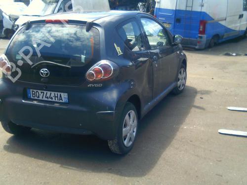 Brugte TOYOTA AYGO (_B1_) 1.0 (KGB10_, KGB10R) 4799685
