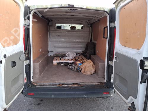 Right headlight RENAULT TRAFIC II Van (FL) 2.0 dCi 90 (FL0H, FL00, FL01, FL0M, FL0P, FL0S) | BP37329013C29 - Image 9
