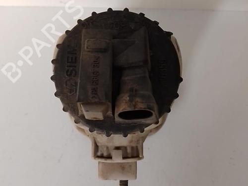 Used Left front fog light Left front fog light 37296528 37296528