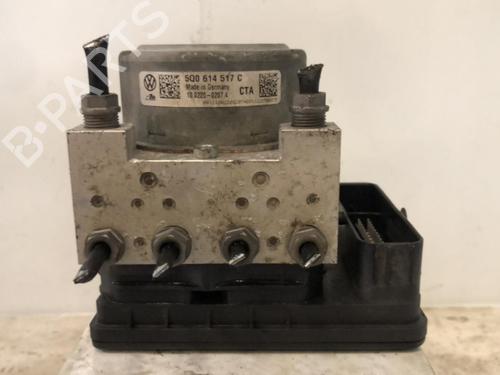 abs-pump-vw-golf-vii-5g1-bq1-be1-be2-2012-2013-2014-2015-2016-2017-2018-2019-2020-2021-37308786 main image