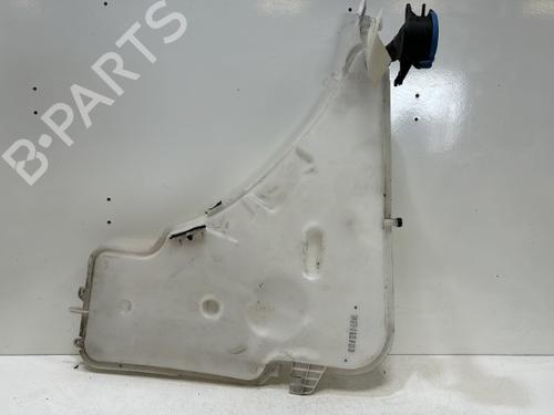 Used Windscreen washer tank Windscreen washer tank 37622138 37622138