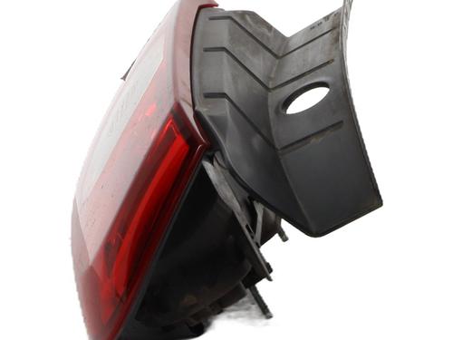 right-taillight-dacia-duster-hs_-2010-2011-2012-2013-2014-2015-2016-2017-2018-37332049 main image
