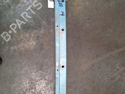 Used Front bumper reinforcement Front bumper reinforcement 37615654 37615654