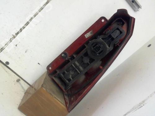 Left taillight FORD FOCUS I Turnier (DNW) 1.8 Turbo DI / TDDi | BP37299220C34 - Image 2