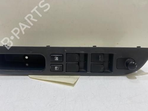 left-front-window-switch-suzuki-swift-iii-mz-ez-2005-37320432 main image