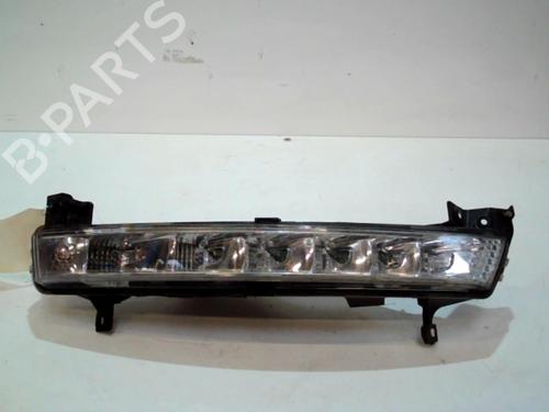 Used Right daytime light Right daytime light 37306605 37306605