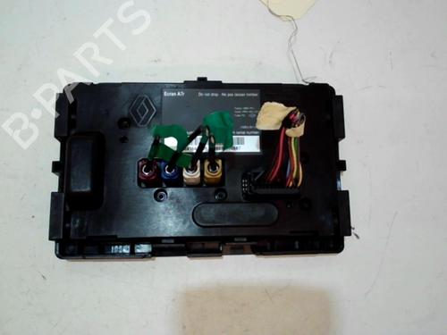 display-monitor-renault-laguna-iii-bt01-2007-2008-2009-2010-2011-2012-2013-2014-2015-37308073 main image