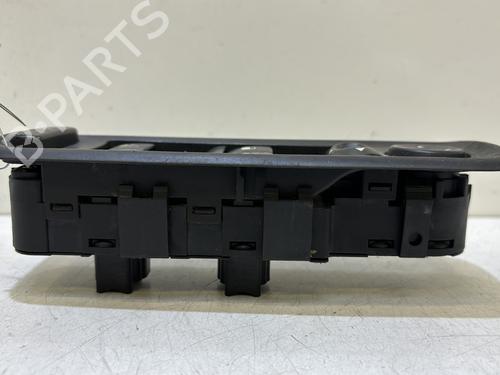 Used Left front window switch Left front window switch 37323107 37323107