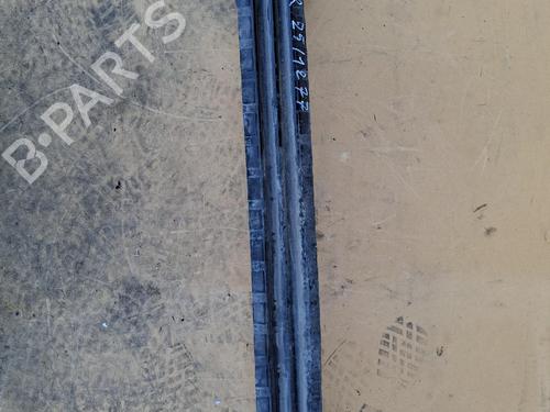 Used Rear bumper reinforcement Rear bumper reinforcement 37531711 37531711