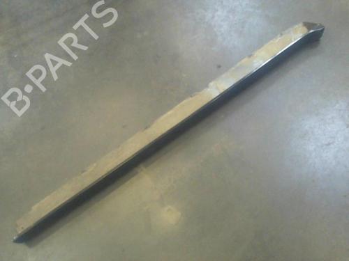 Used Left sideskirt Left sideskirt 37618222 37618222
