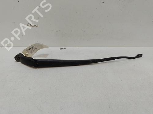 front-windshield-wiper-arm-toyota-yaris-_p13_-2010-2011-2012-2013-2014-2015-2016-2017-2018-2019-2020-37313016 main image