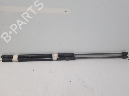 Used Tailgate lift support Tailgate lift support 37318210 37318210