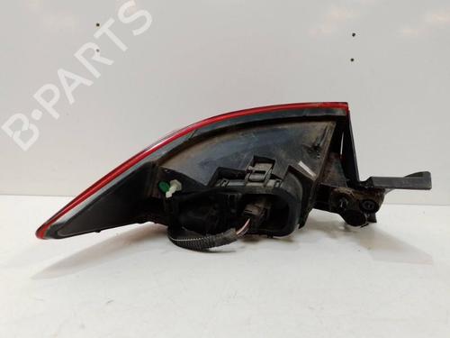 right-taillight-renault-clio-iv-bh_-2012-2013-2014-2015-2016-2017-2018-2019-2020-2021-37320736 main image