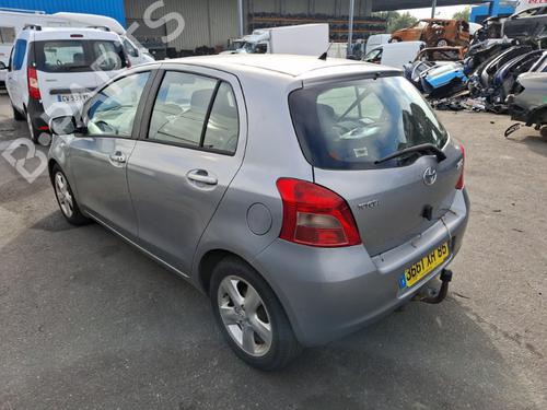 Recambios TOYOTA YARIS (_P9_) 1.3 VVT-i (SCP90_, SCP90R) 4802663