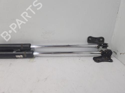 Used Tailgate lift support Tailgate lift support 37319871 37319871