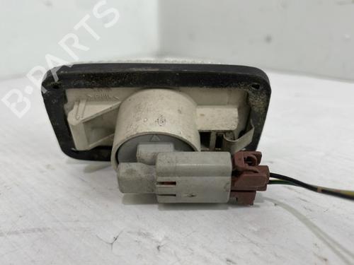Used Right front indicator Right front indicator 37324714 37324714