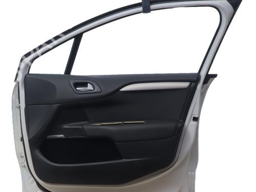 right-front-door-citroen-c4-ii-nc_-2009-37617870 main image