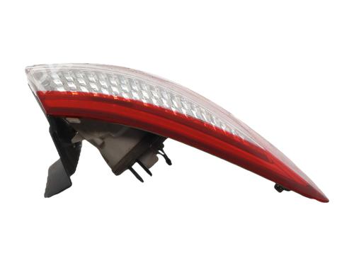 left-taillight-ford-mondeo-iv-turnier-ba7-2007-2008-2009-2010-2011-2012-2013-2014-2015-37348104 main image