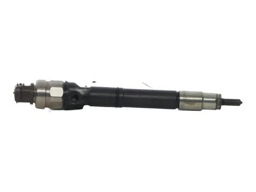 Inyector Inyector TOYOTA AURIS (_E15_) 2.0 D-4D (ADE150_, ADE150R) (126 hp) 37332230 37332230