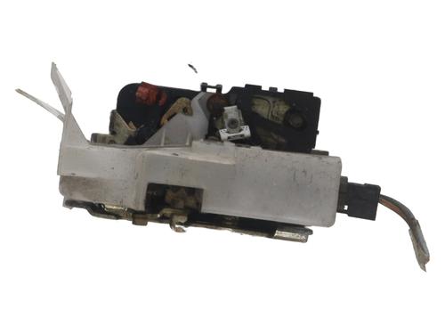 front-left-lock-renault-espace-iii-je0_-1996-1997-1998-1999-2000-2001-2002-37346305 main image